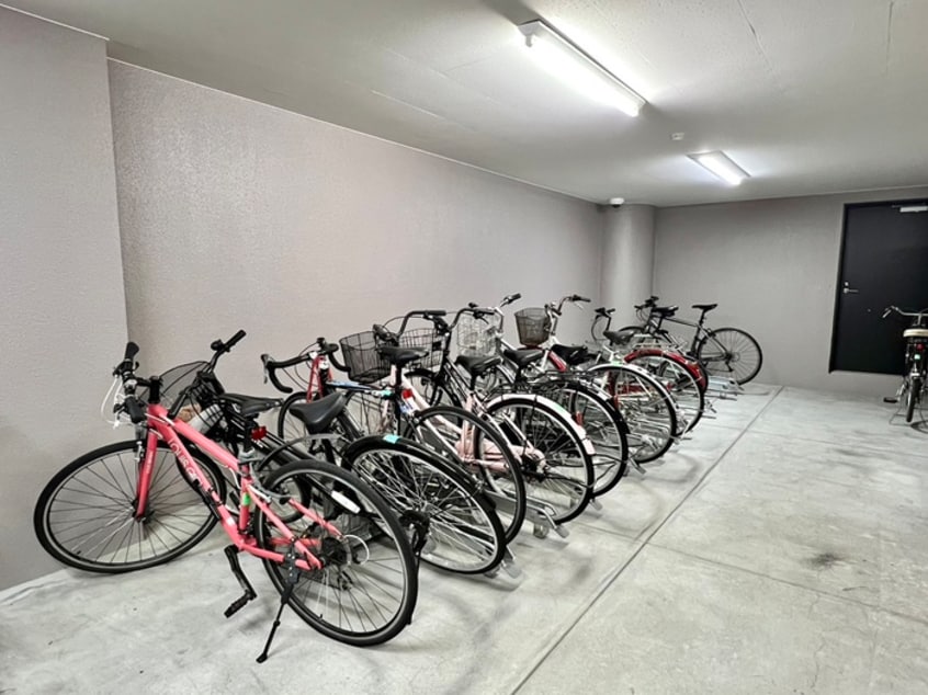 駐輪場 グランドパレス三条花見小路