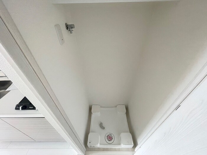 洗濯機置場 アドバンス神戸セラフィム(702)