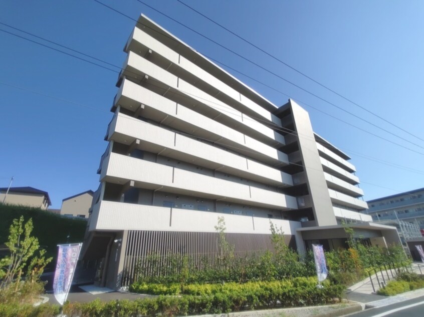 外観写真 ﾌｧｰｽﾄﾌｨｵｰﾚ江坂ｶﾞｰﾃﾞﾝ(409)