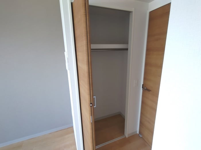 収納 ﾌｧｰｽﾄﾌｨｵｰﾚ江坂ｶﾞｰﾃﾞﾝ(409)