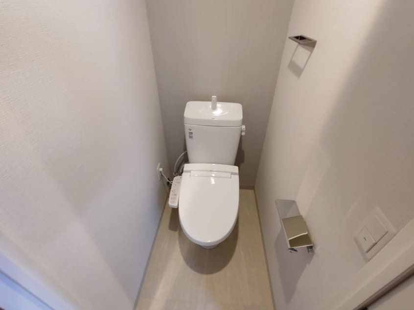 トイレ ﾌｧｰｽﾄﾌｨｵｰﾚ江坂ｶﾞｰﾃﾞﾝ(409)