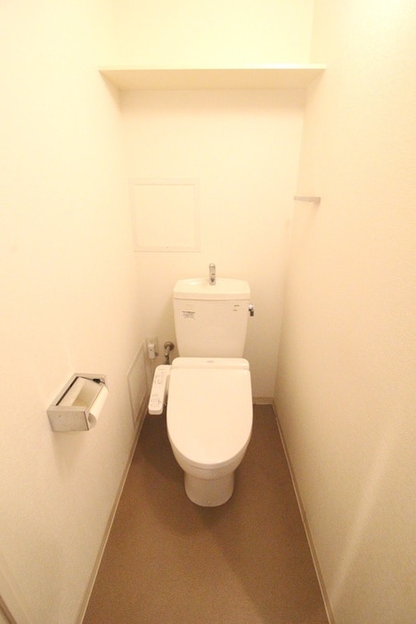 トイレ Ｎ　ｓ　Ｆｉｒｓｔ　Ｉ２Ｍ