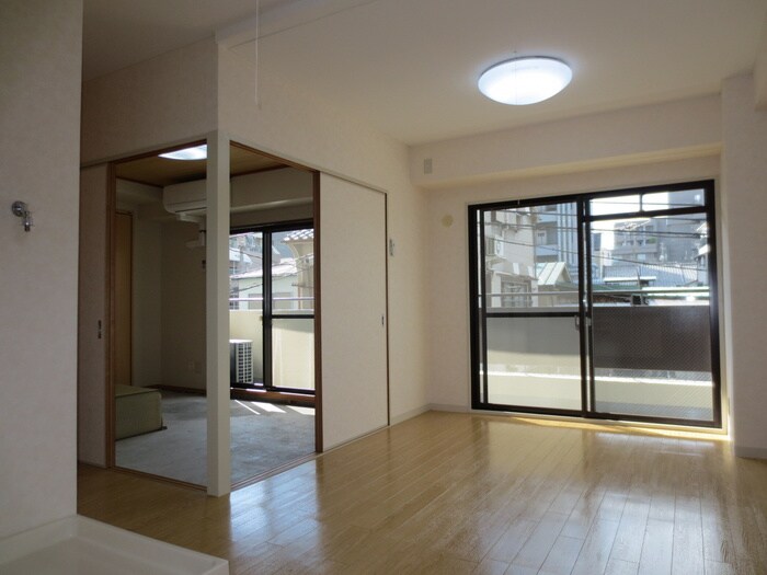 居室 大拓ハイツ６