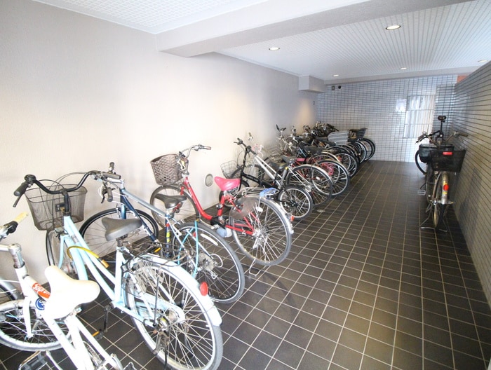 駐輪場 メロディ三宮東