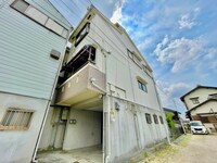 寝屋川市堀溝2丁目住宅