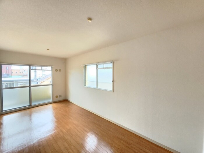 内観写真 プレアール南亀井Ⅱ