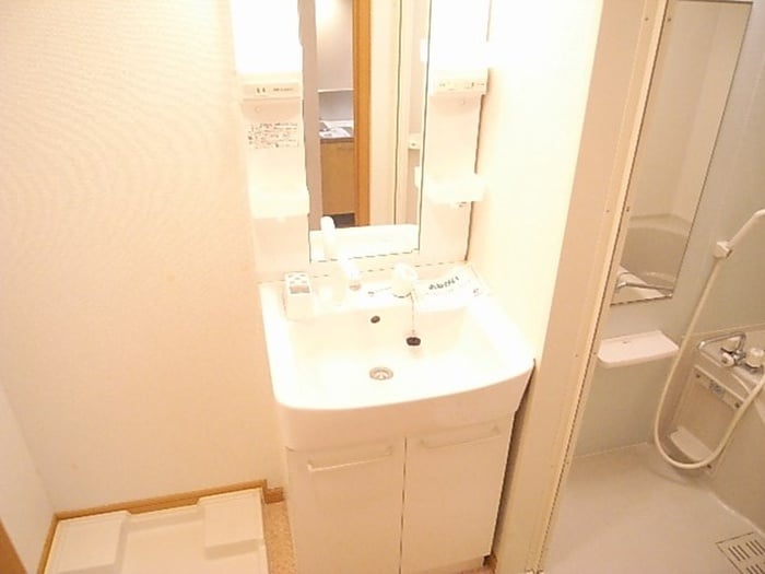 洗面 クリザンテ－ム山本Ⅱ