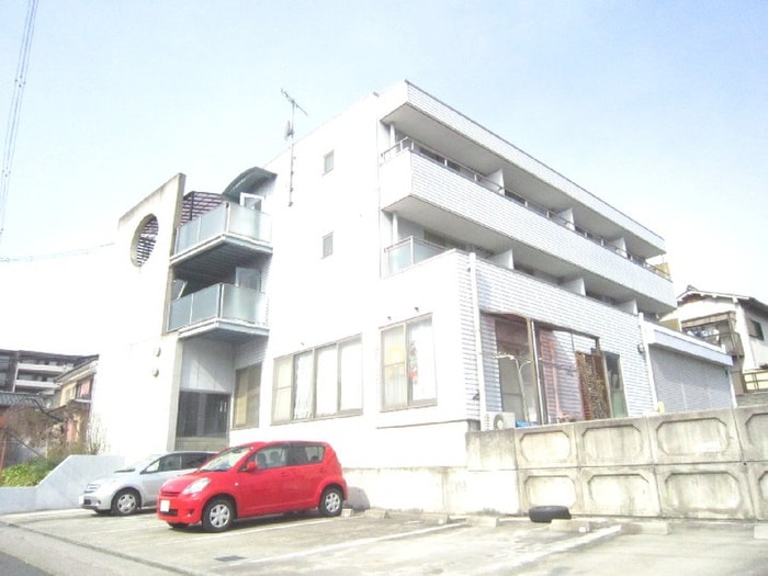 駐車場 アルブルⅡ