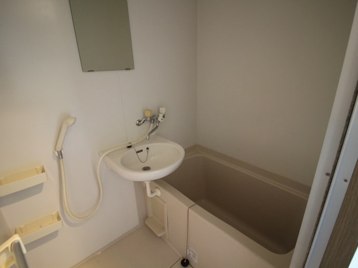 バス／シャワールーム等 アルブルⅡ