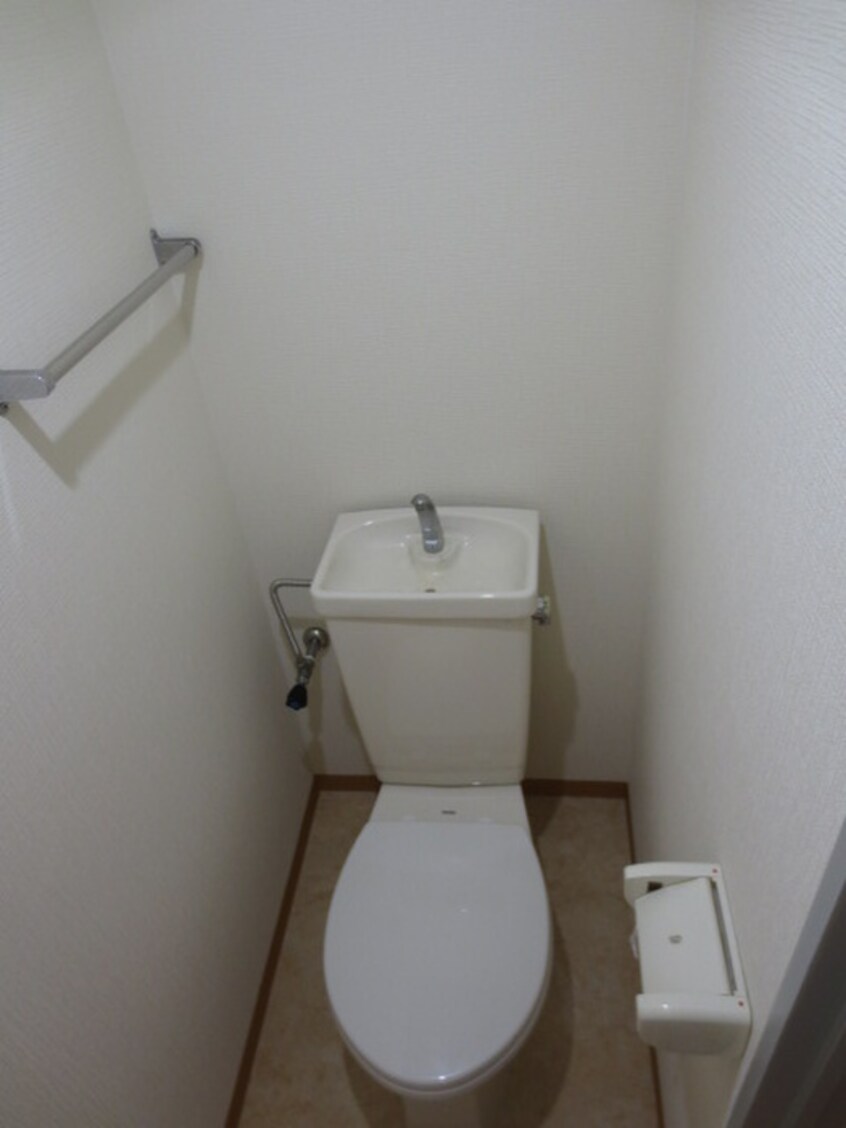 トイレ ハイツニシカワ