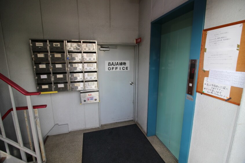 エントランス部分 La　Planta　Baja 緑地