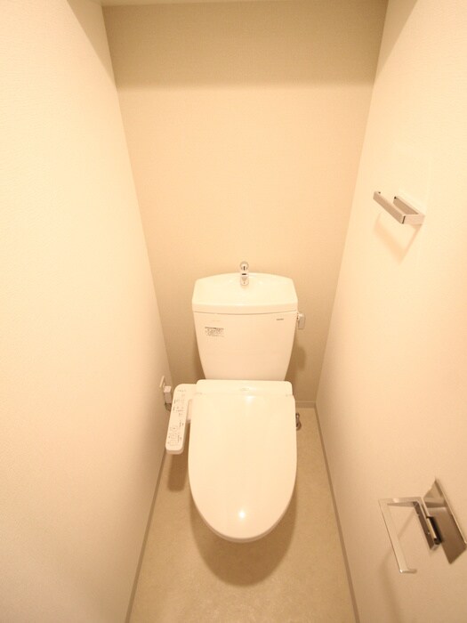 トイレ ライジングメゾン新大阪SOUTH