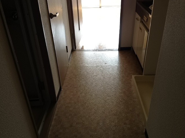 廊下 ヴェルディ神戸