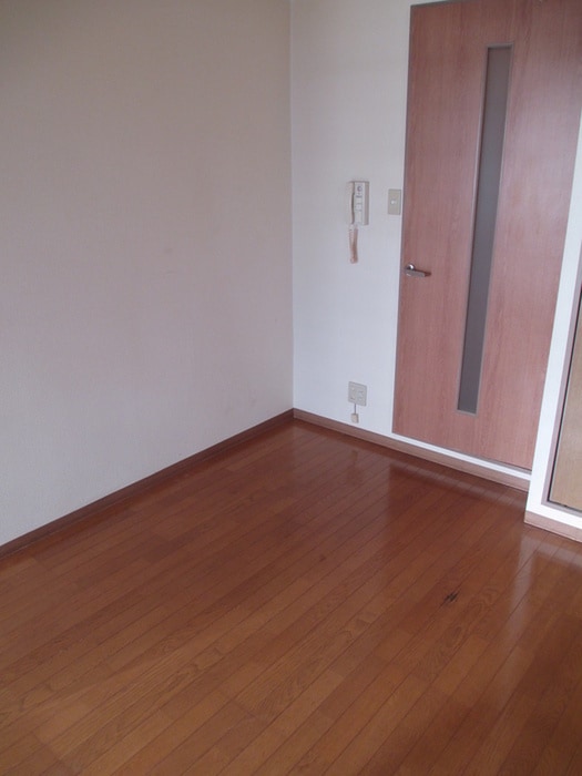 居室 ヴェルディ神戸