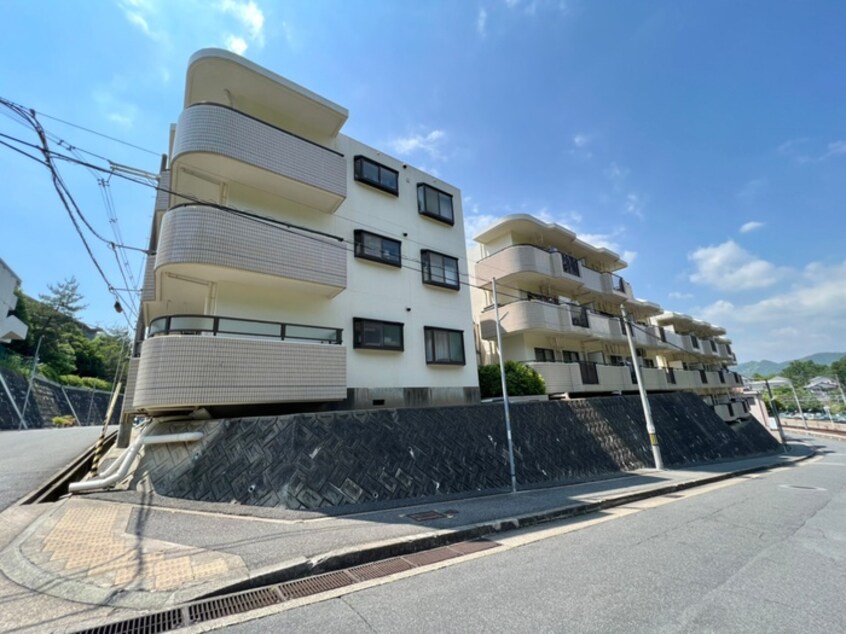 外観写真 ロイヤルコート山の街