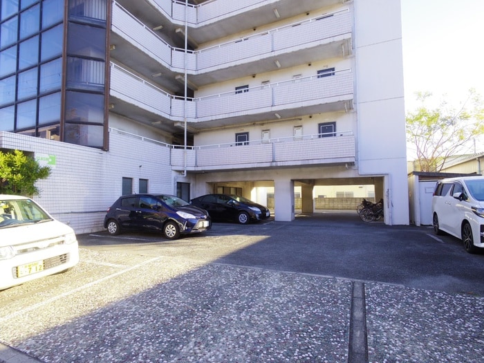 駐車場 ドエルツクマ