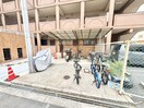 駐輪場 フロ－ラル井上