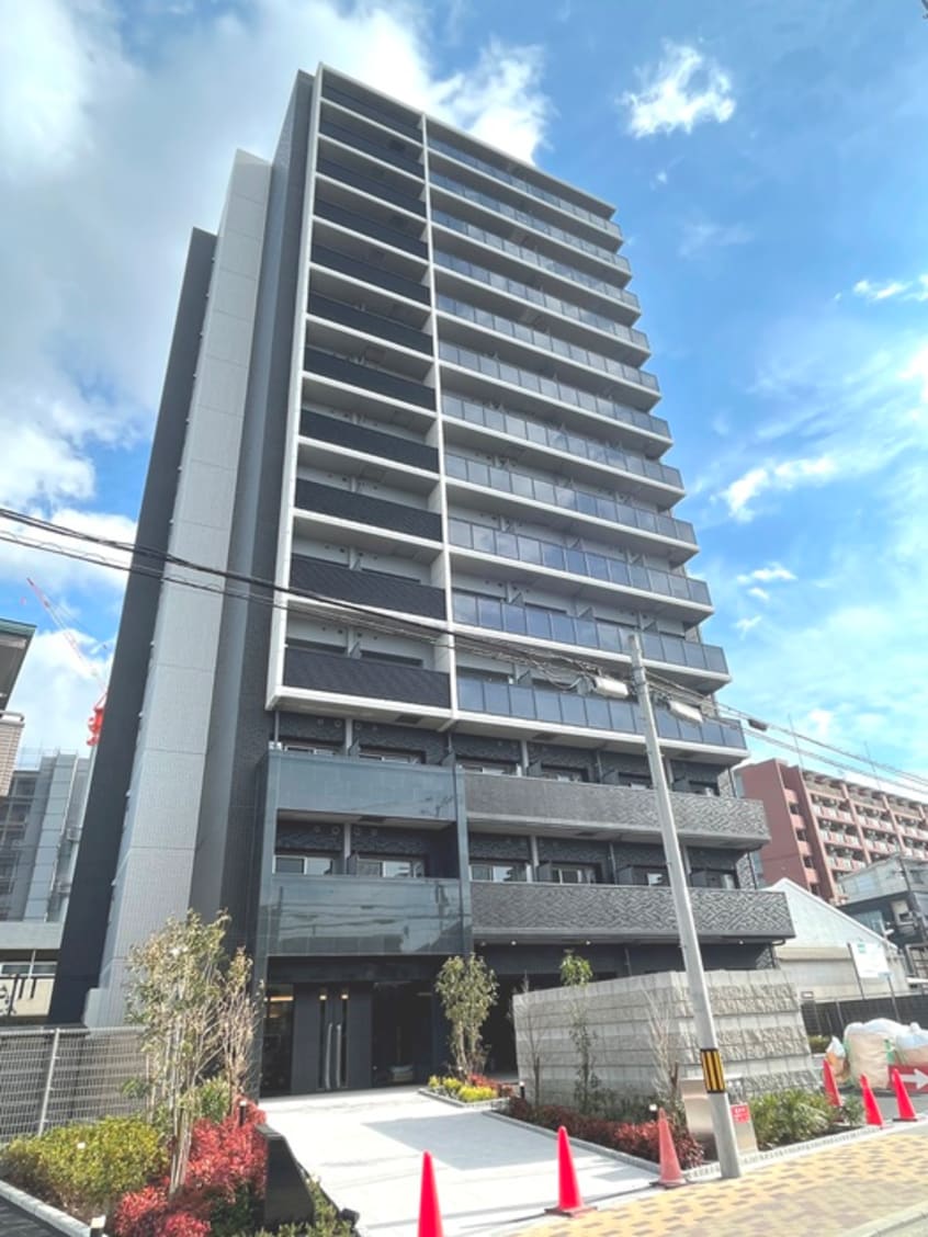 外観写真 ﾌﾟﾚｻﾝｽ東三国ｴﾝﾌﾞﾚｲｽ(709)