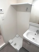 洗濯機置場 ﾌﾟﾚｻﾝｽ東三国ｴﾝﾌﾞﾚｲｽ(709)