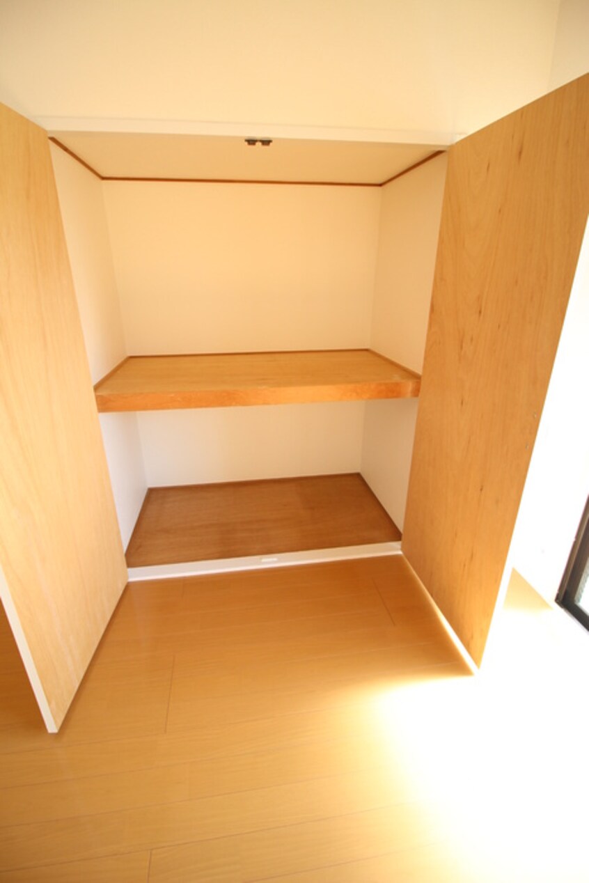 収納 グローバル夕陽ケ丘