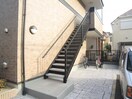 エントランス部分 リバ－サイドメゾン荒牧
