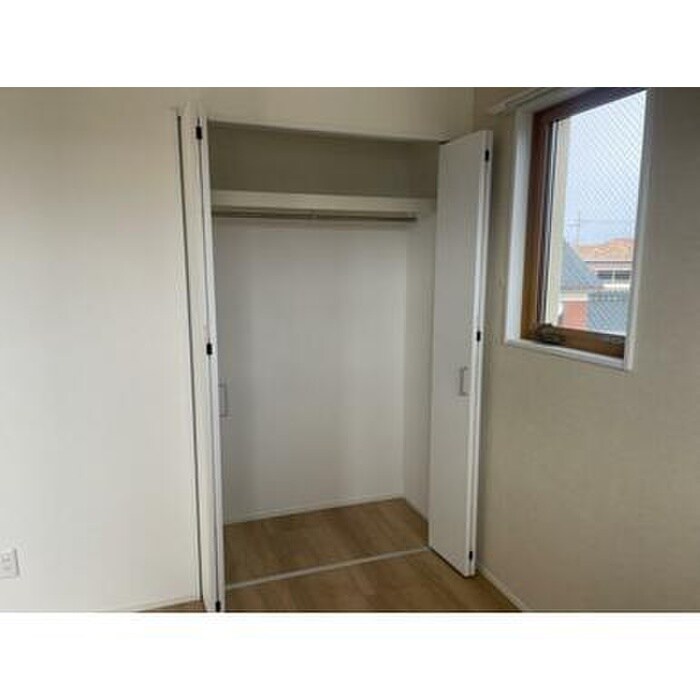 収納 プレミール小野王子町