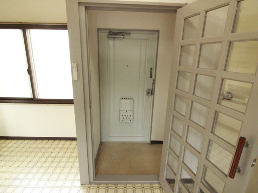 玄関 ロイヤルレジデンス春田ＮＯ．３