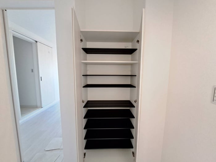 靴箱 KTIレジデンス西新町