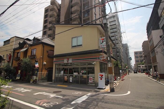 セブンイレブン東洞院押小路店(コンビニ)まで130m ＡＩＮＯＭＡＣＨＩ　ＨＯＵＳＥ