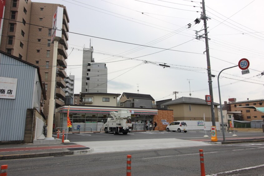 セブンイレブン大阪千躰２丁目店(コンビニ)まで400m クリエオーレ上住吉