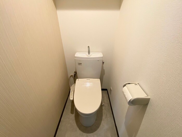 トイレ エクセレント甲子園１１番館