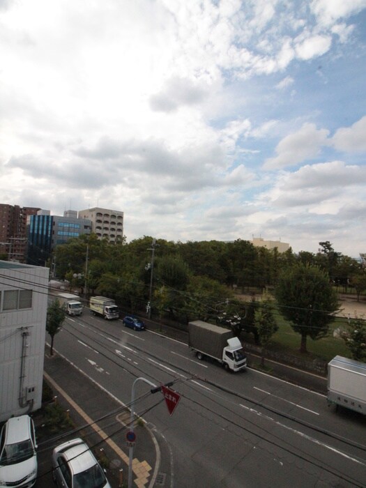 室内からの展望 ミフネセントラルベア荒本