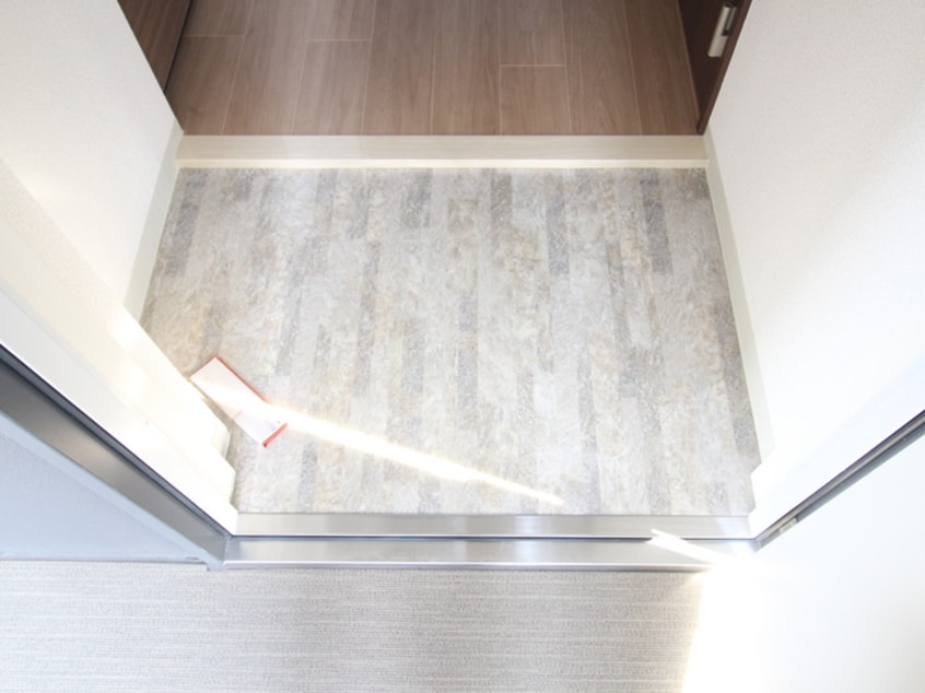 玄関 ﾌｫ-ﾘｱﾗｲｽﾞ大阪ｳｴｽﾄﾍﾞｲ（409）