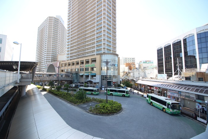 ＪＲ高槻駅(公園)まで350m Adagio