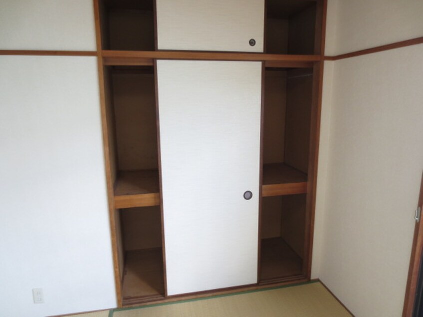 収納 サンライズ摂津