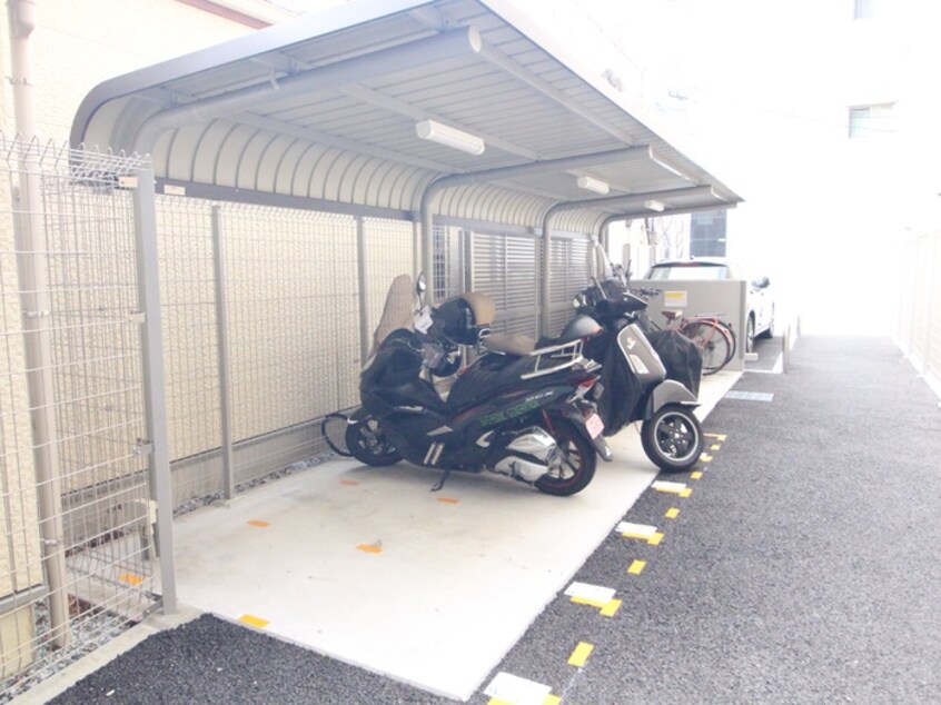 バイク置き場 プレサンス梅田(502)