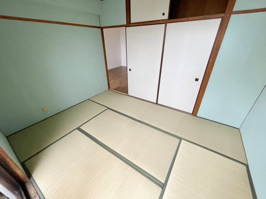 居室 サンハイム陵西