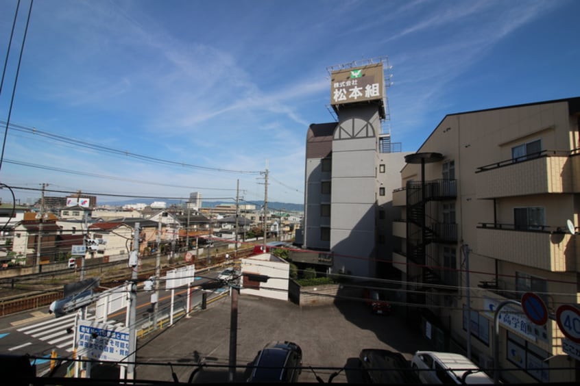 室内からの展望 サンハイム陵西