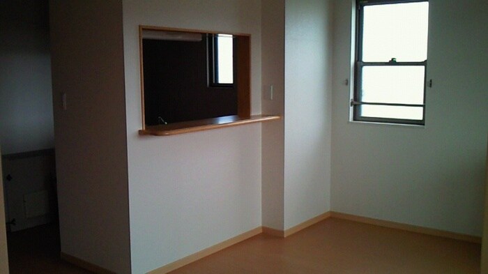 居室 ピ－プルコ－トⅡ