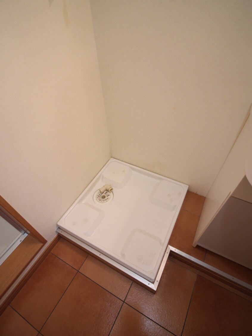 洗濯機置場 鳳ﾌｧｲﾌﾞ