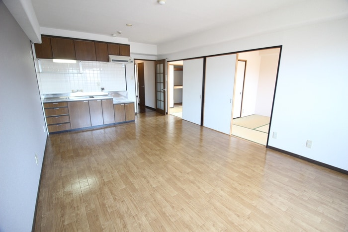 居室 メゾンヒラタ