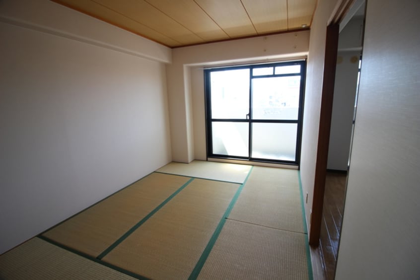 居室 メゾンヒラタ