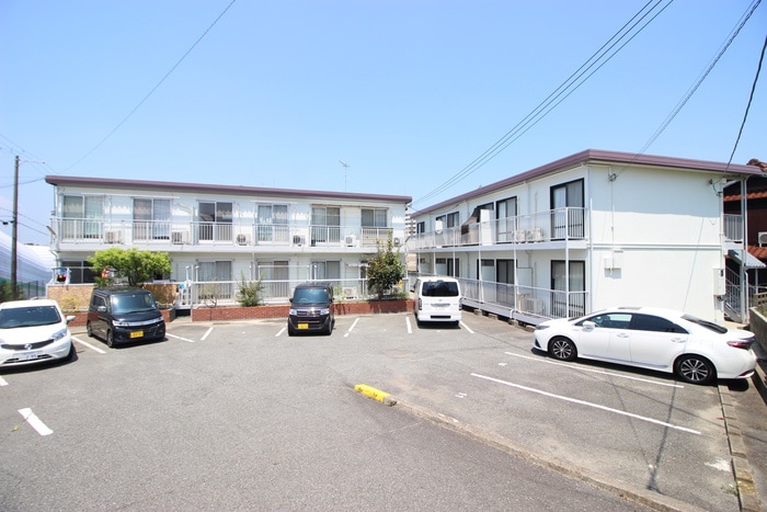 駐車場 トリイハイツB棟