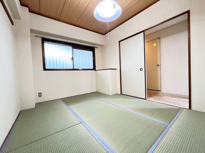 居室 ﾛｲﾔﾙﾊｲﾂ神田