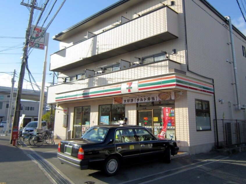 セブンイレブン(コンビニ)まで350m ﾛｲﾔﾙﾊｲﾂ神田