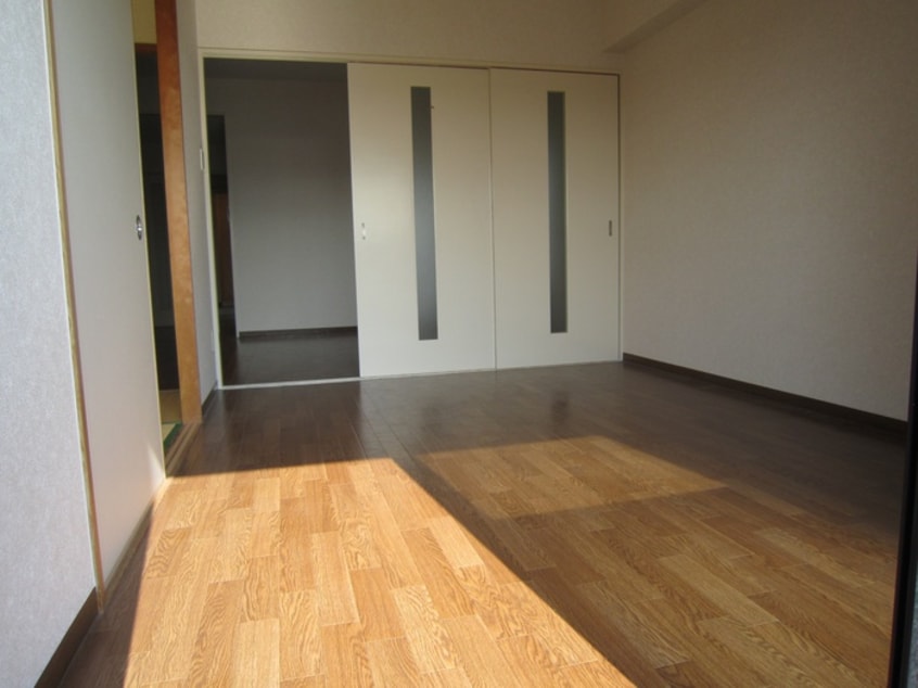 居室 サンクレ－ル鴻池