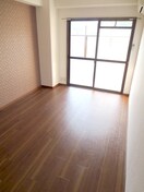 居室 ラ・ファルド嵯峨