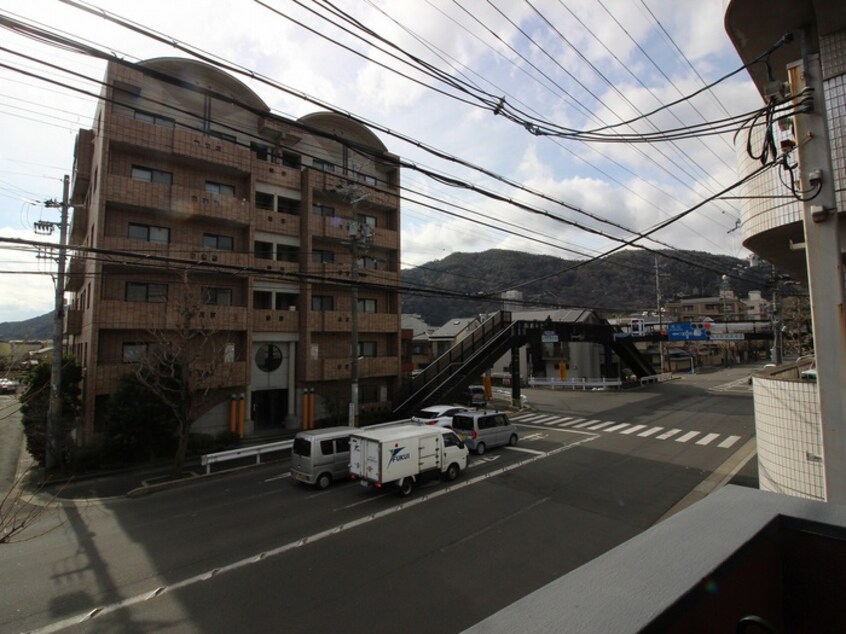 室内からの展望 ラ・ファルド嵯峨