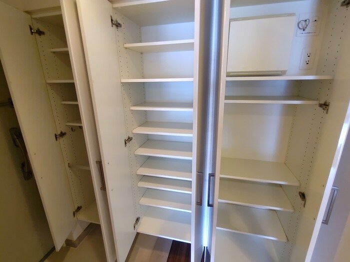 靴箱 セイル江坂公園