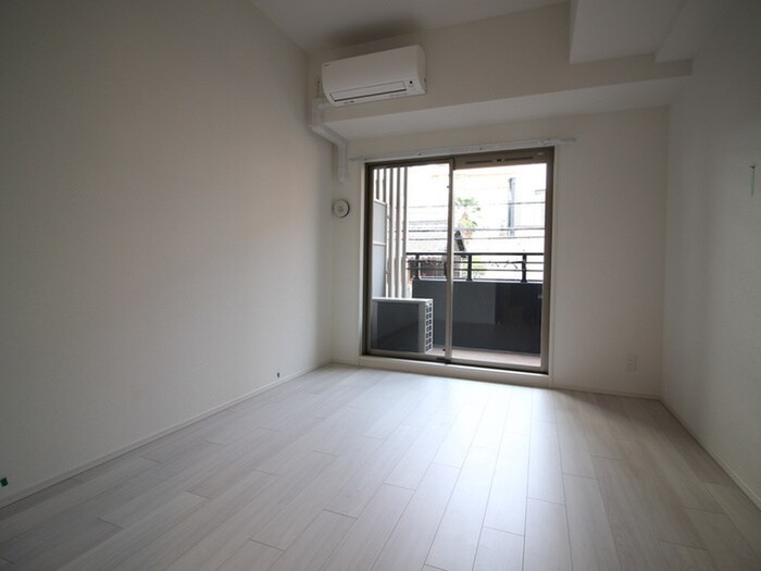 居室 レオンコンフォート京橋（801）